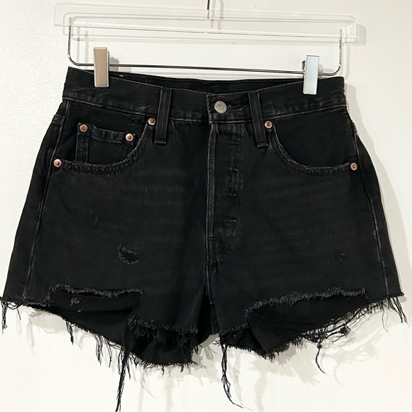 Levi's Premium 501 Original Denim Short in Wise Up 25 - Picture 6 of 9